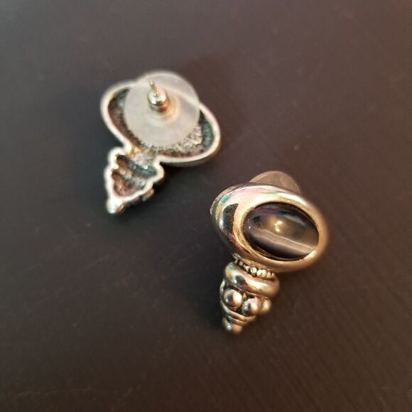 Silver Earring Dark Grey Cat Eye Stone - Picture 2 of 3